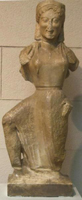 Статуя Ники. Архерм. VI в. до н.э. Афины, Национальный музей
