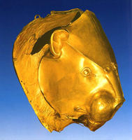 Золотой ритон с головой льва. Микены